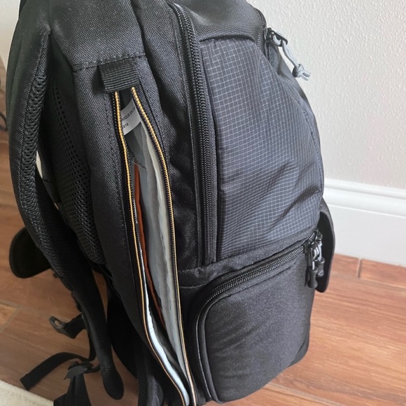 NWOT Lowepro Camera Bag - Picture 10 of 10